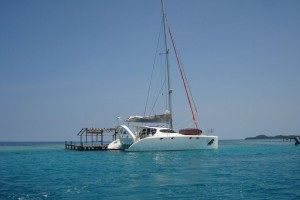 catamaran panama surf charter surf expedition
