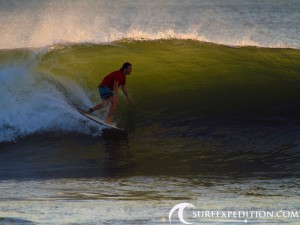 surf-expedition-nicaragua-barrels