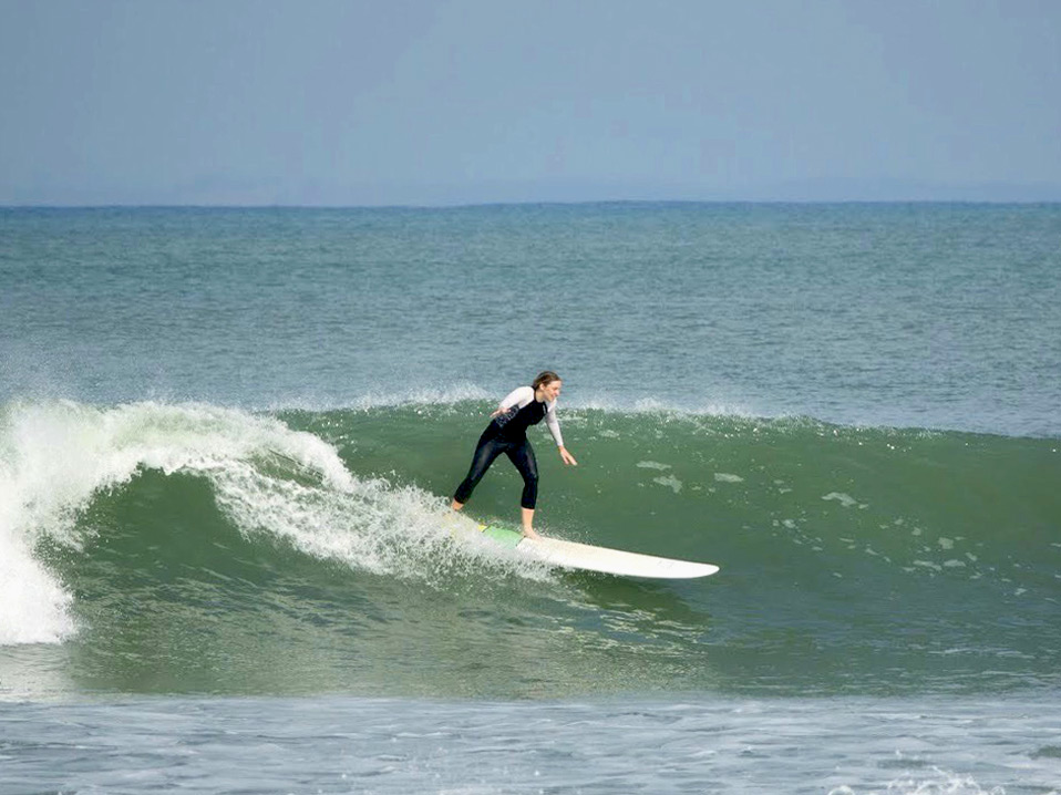 isabelle-surfing-central-america