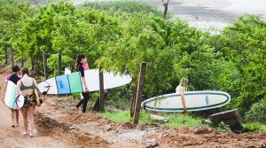 des-voyages-de-surf-pour-tous-patrick-white