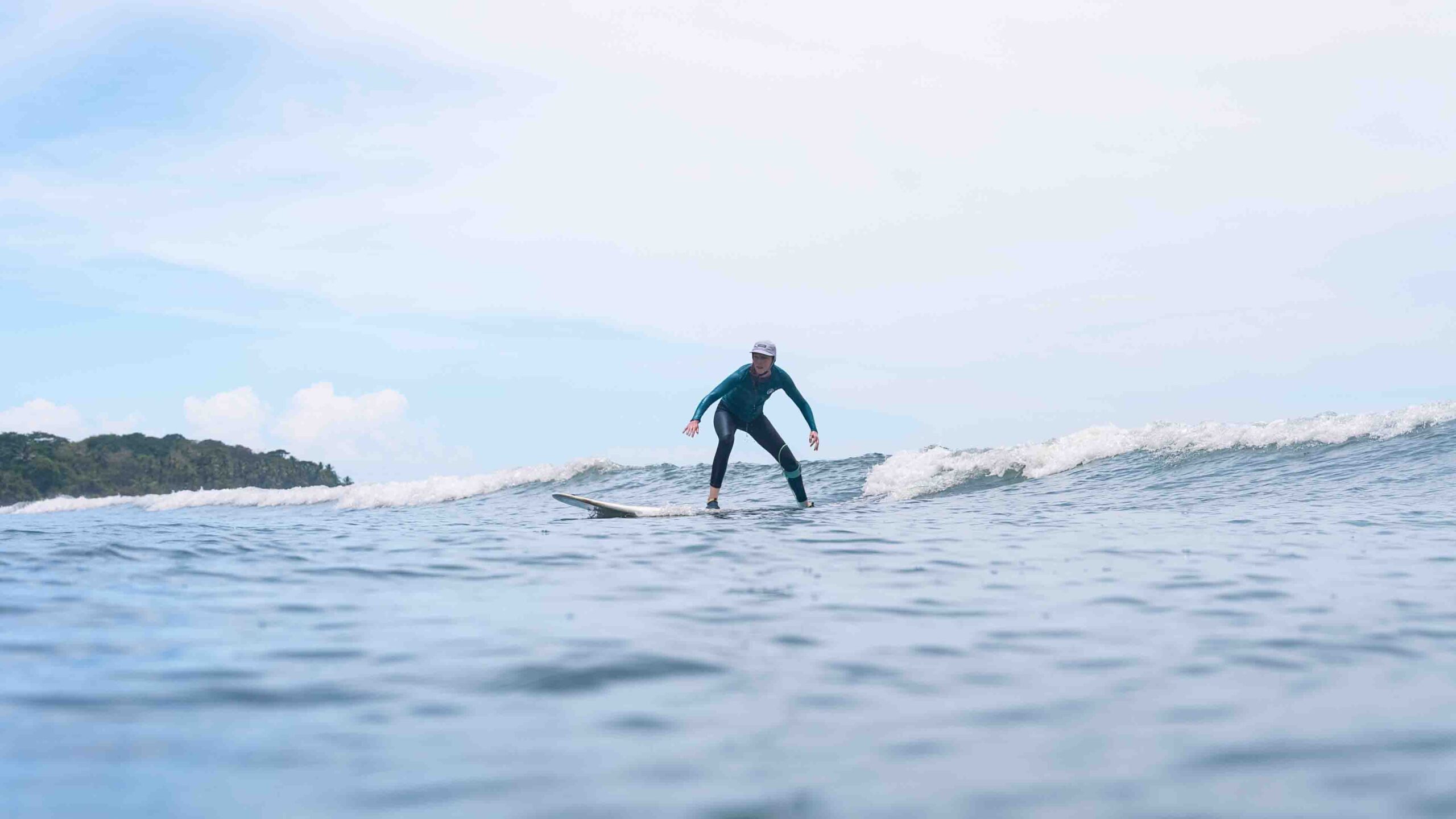 Sunscreen For Surfers, 2024 Guide