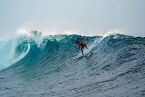 girl surf expedition mentawai
